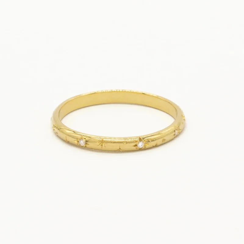 The Star and Diamond Wedding Ring – D Shape