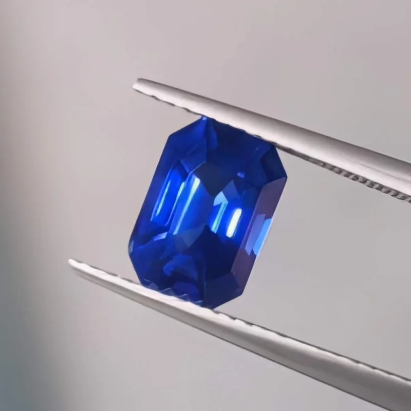 Royal Blue Sapphire 3ct Emerald Cut